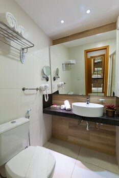 Best Western Plus Oasis Cabo Frio Hotel