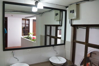 Friend's Hostel