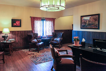 Hostal Vasquez Creek Inn