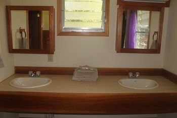 Posada River House Lodge