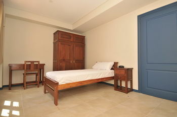 Hotel Entis Residencia Universitaria