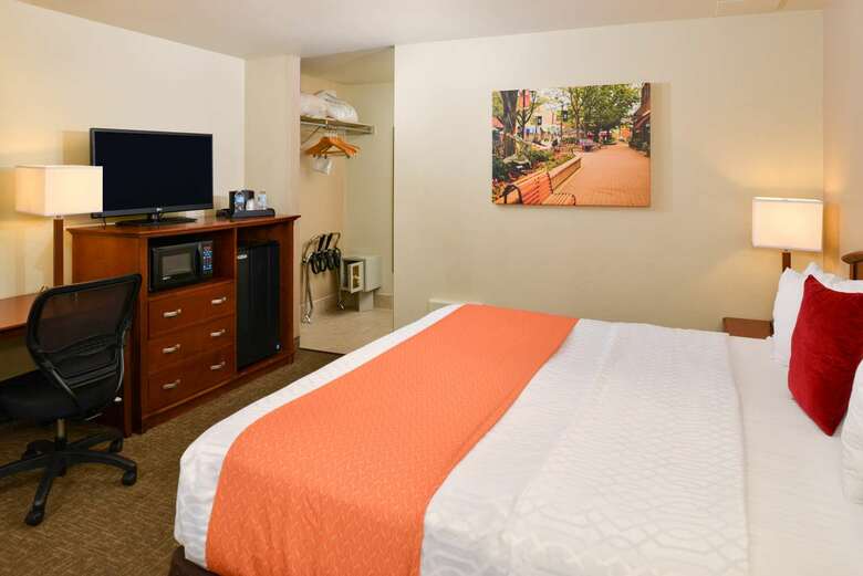 Hotel Best Western University Inn
