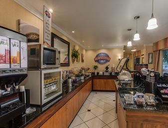 Hotel Baymont Inn And Suites Gainesville
