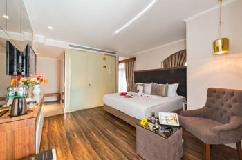 Darkmen Boutique Hotel
