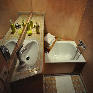 Riad Le Sucrier De F�s