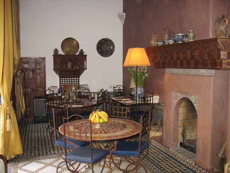 Riad Le Sucrier De F�s