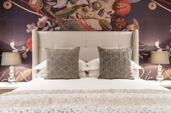107 Dorpstraat Boutique Hotel