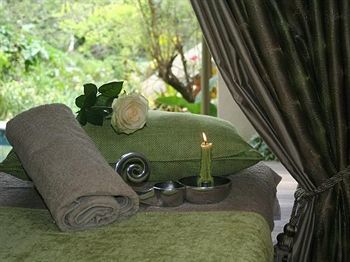 Hotel Leaves Lodge & Spa