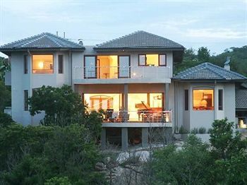 Hotel Leaves Lodge & Spa