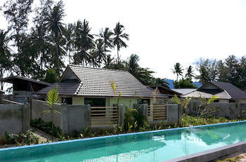 Hotel D'coconut Villas