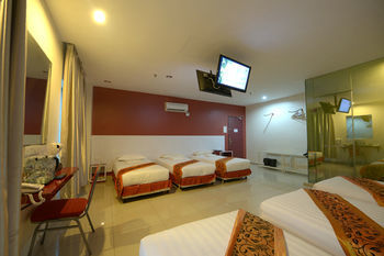 Hotel Bahagia