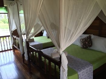 Hotel Tanabendang Banglos