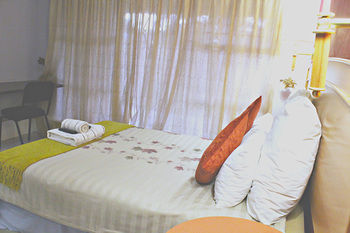 Hotel Furnace Lodge