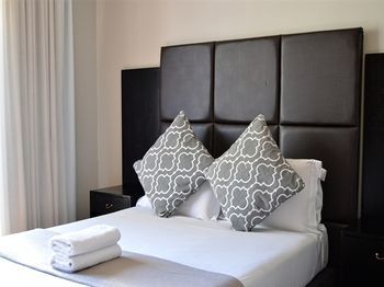 Icon Luxury Apartments