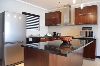 Icon Luxury Apartments