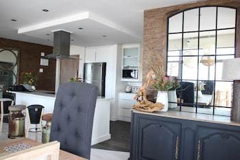 Icon Luxury Apartments