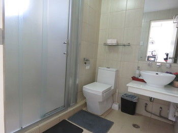 Aparthotel Bayview Designers Suites