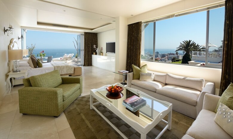 Hotel The Clarendon - Bantry Bay