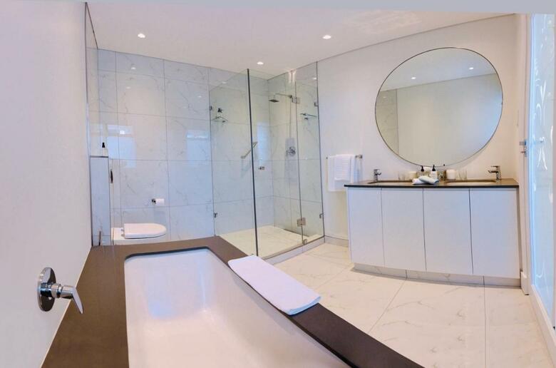 Hotel The Clarendon - Bantry Bay