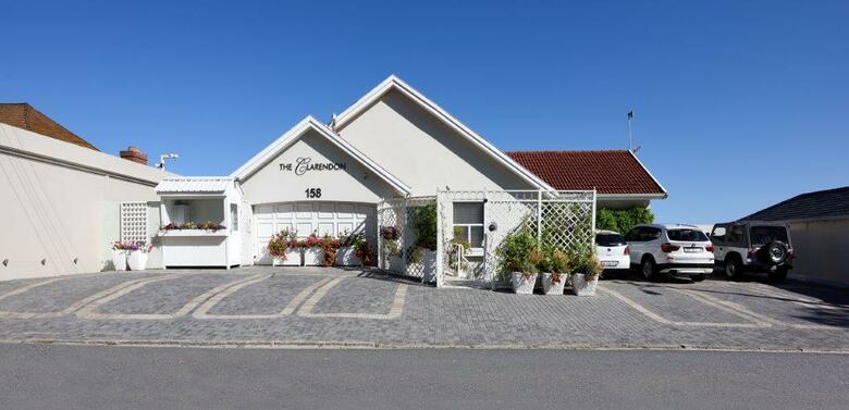 Hotel The Clarendon - Bantry Bay