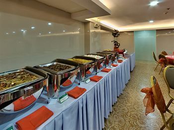 Dcircle Hotel