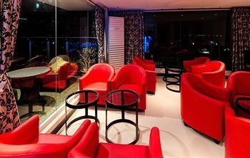 Dcircle Hotel