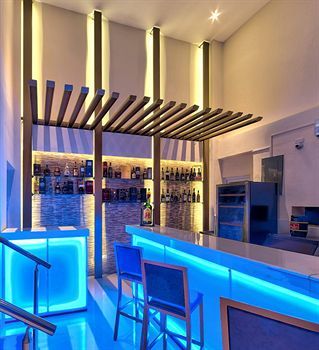Dcircle Hotel