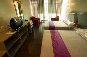 V Hotel
