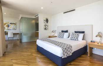 Aria Apartments