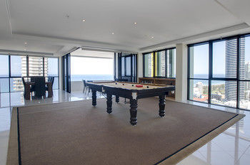 Aria Apartments