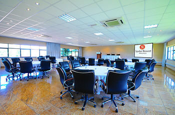 Apartamento Munyonyo Commonwealth Resort