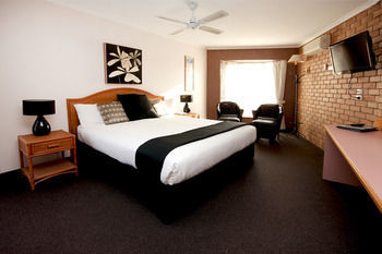 Sapphire Waters Motor Inn