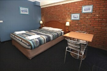 Sapphire Waters Motor Inn