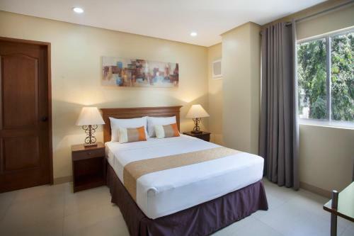 Aparthotel Sta. Barbara Suites
