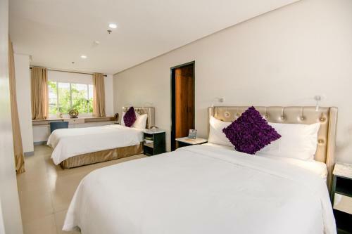 Aparthotel Sta. Barbara Suites