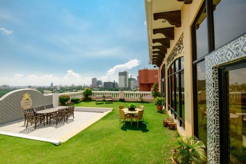 Aparthotel Sta. Barbara Suites