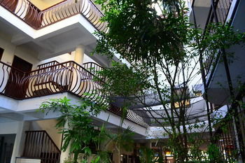 Kiwilodge Hotel