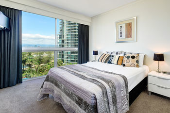 Crest Apartments