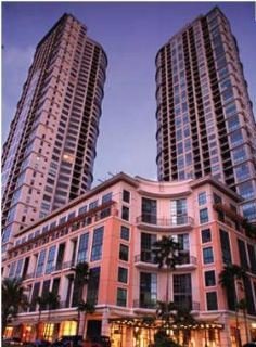 Hotel Joya Lofts And Towers