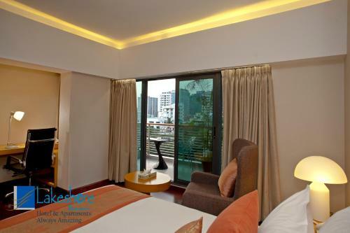 Hotel Lakeshore Banani