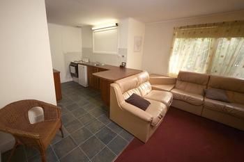 Sanctuary House Resort Motel