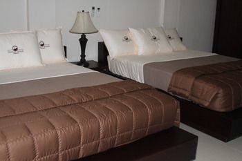 Oceanic Hotel