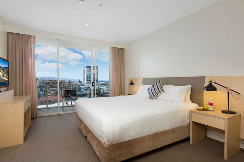 Sage Hotel Wollongong