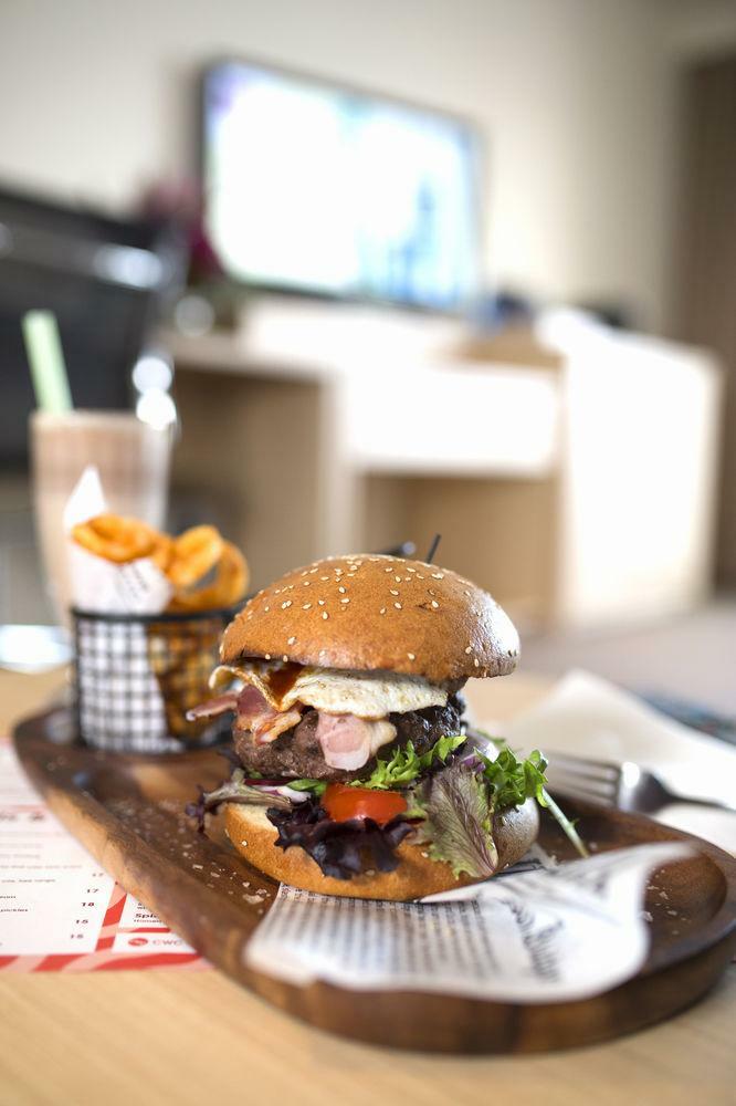 Sage Hotel Wollongong