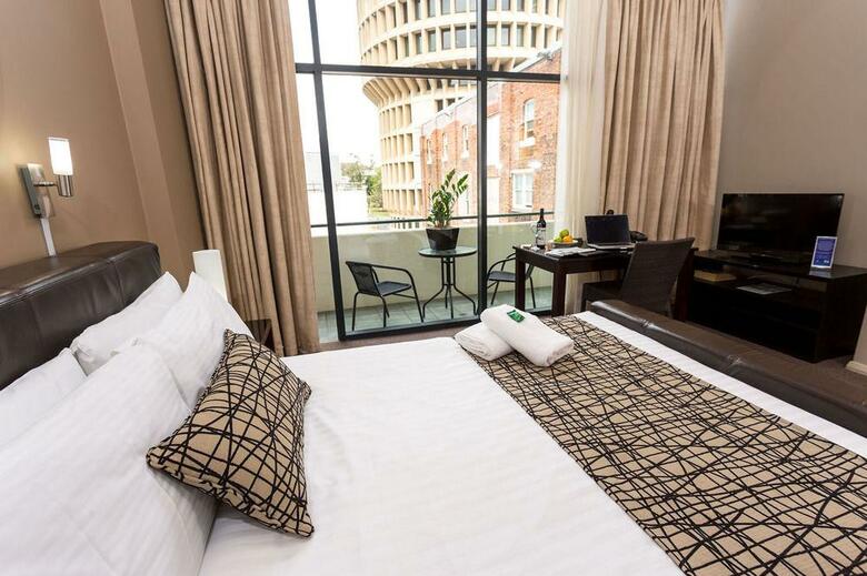 The Clarendon Hotel