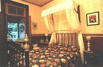 Sirens Bed & Breakfast