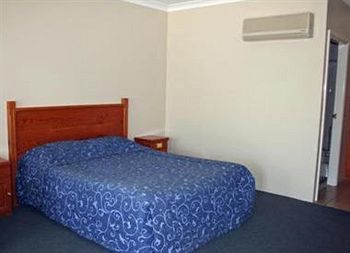 Breakout Motor Inn