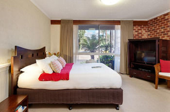 Motel Bay Breeze Boutique Accommodation