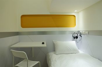Colormix Hotel & Hostel