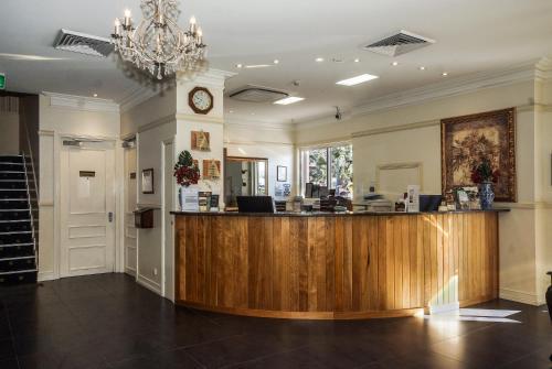 Redearth Hotel